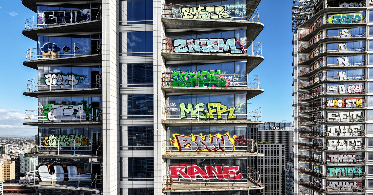 L.A.'s newest tourist attraction? Abandoned high-rises covered in graffiti