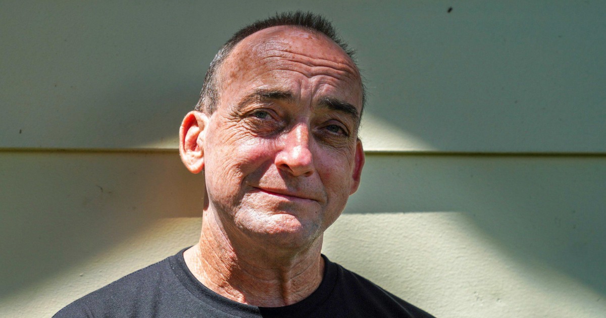 ТАМПА Флорида — Робърт ДюБойз прекарва 37 години в затвор