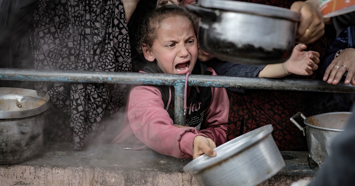 Страховете от глад нарастват в Газа, тъй като хуманитарните агенции спират доставките