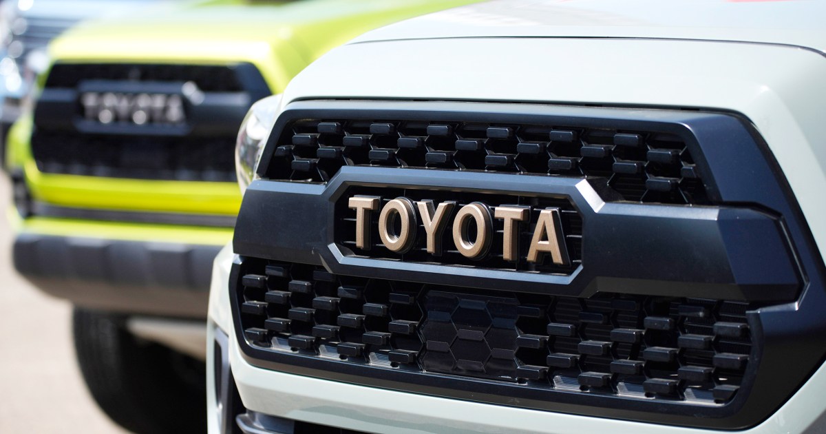 Toyota изтегля 381 000 пикапа Tacoma, защото частите могат да паднат от задните оси