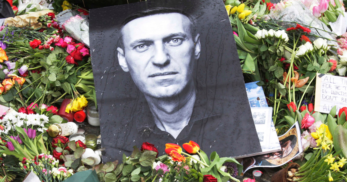 Съюзниците на Алексей Навални твърдят, че Кремъл се опитва да провали погребението му
