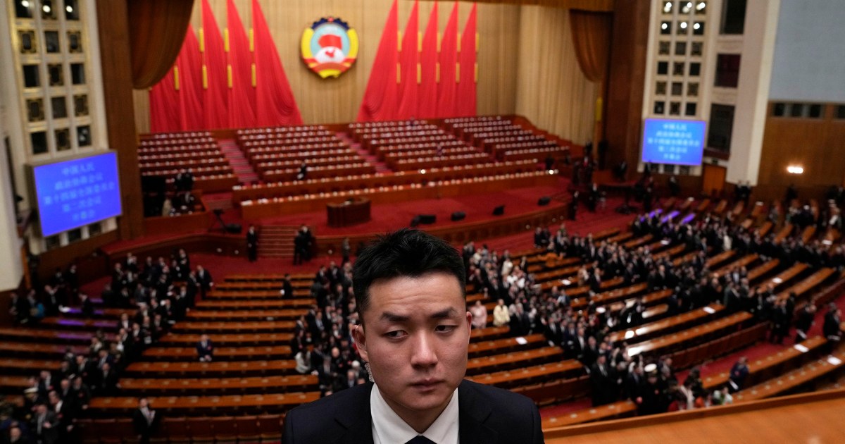 ПЕКИН — Китай поднесе изненада в навечерието на голямото си