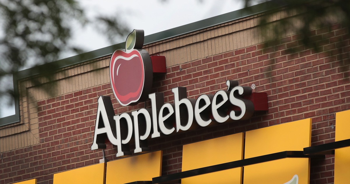 Applebee’s owner plots turnaround to lure back fast-food customers and home cooks