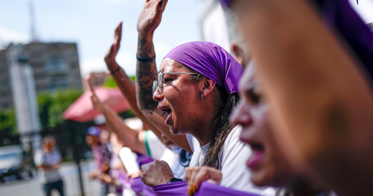 Латинскоамериканските жени ще къпят улиците си в лилаво на Международния ден на жената