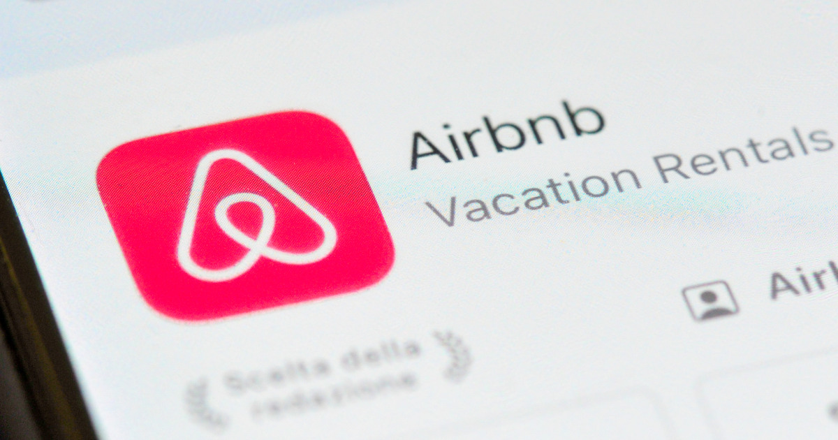 Airbnb забранява вътрешните охранителни камери в имотите под наем, изброени