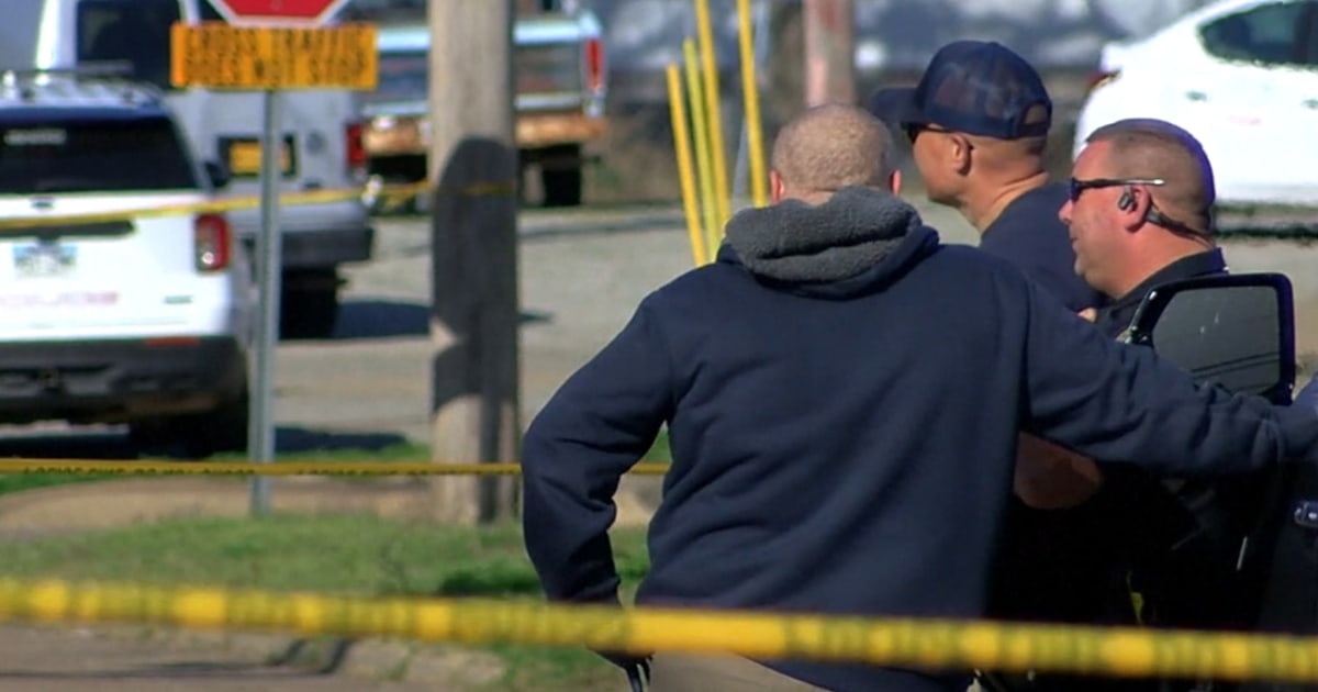 3-ма убити, 5-ма ранени при стрелба на парти в Арканзас