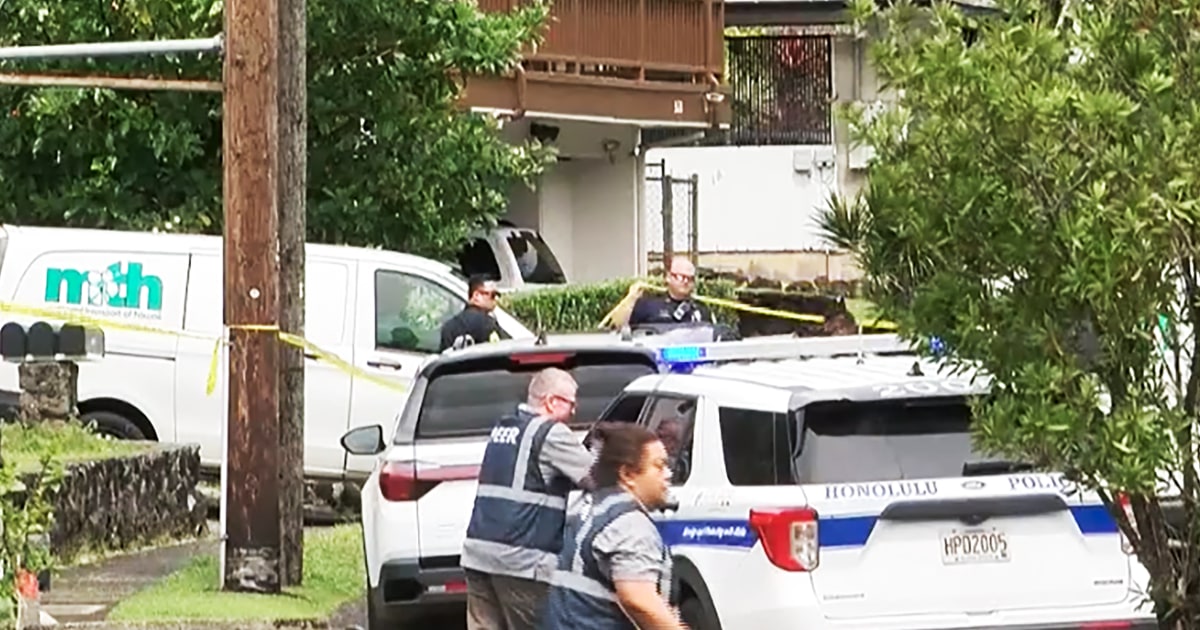 Баща уби жена си и 3 деца при убийство-самоубийство в дома си в Хонолулу, казва полицията