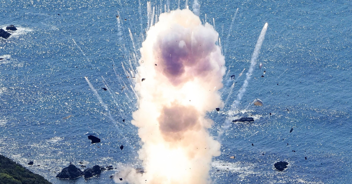 Японската ракета Space One Kairos експлодира при встъпителния си полет