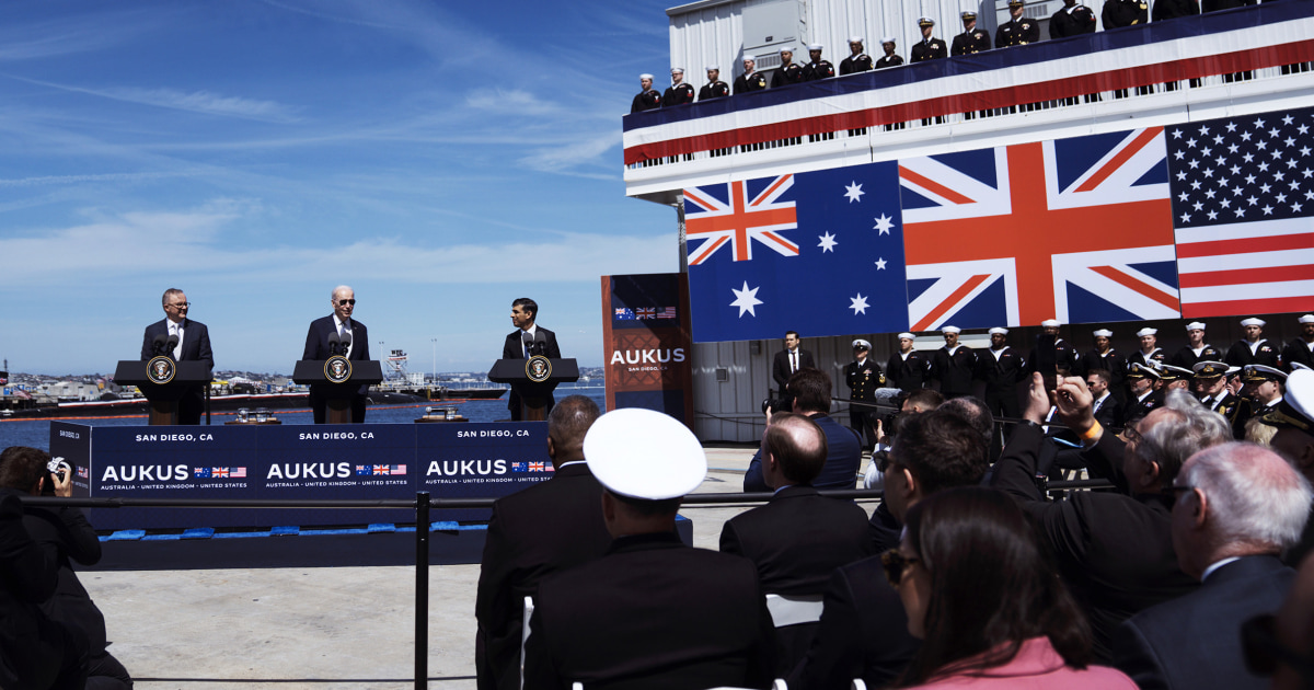 Австралия е уверена в получаването на ядрени подводници въпреки съкращаването на финансирането от САЩ
