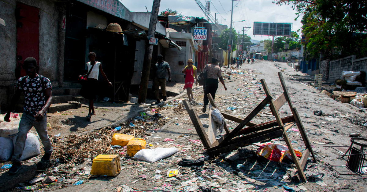 Нарастването на насилието принуждава повече от 53 000 да избягат от Порт-о-Пренс за по-малко от 3 седмици