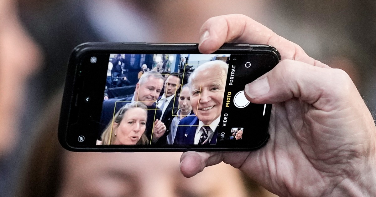 Biden’s strategy to reach tuned-out voters: Content over crowds