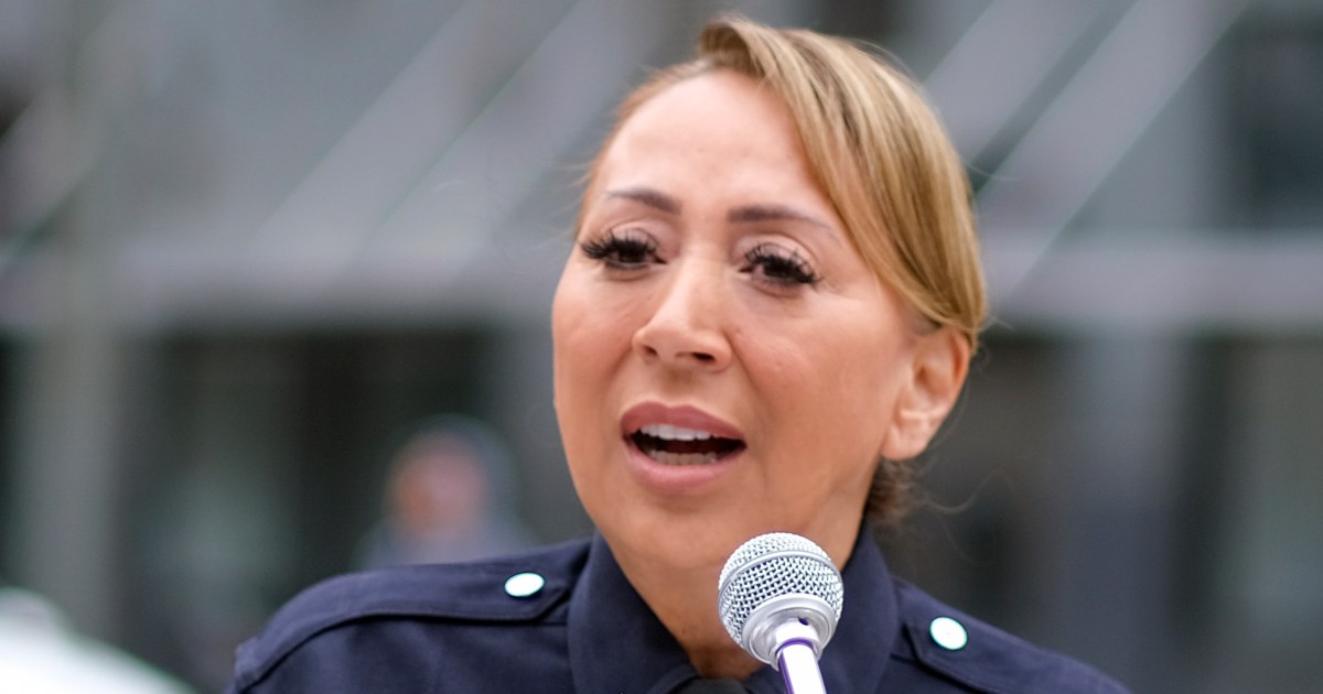Докато полицейското управление на Лос Анджелис празнува своя първи латиноамерикански
