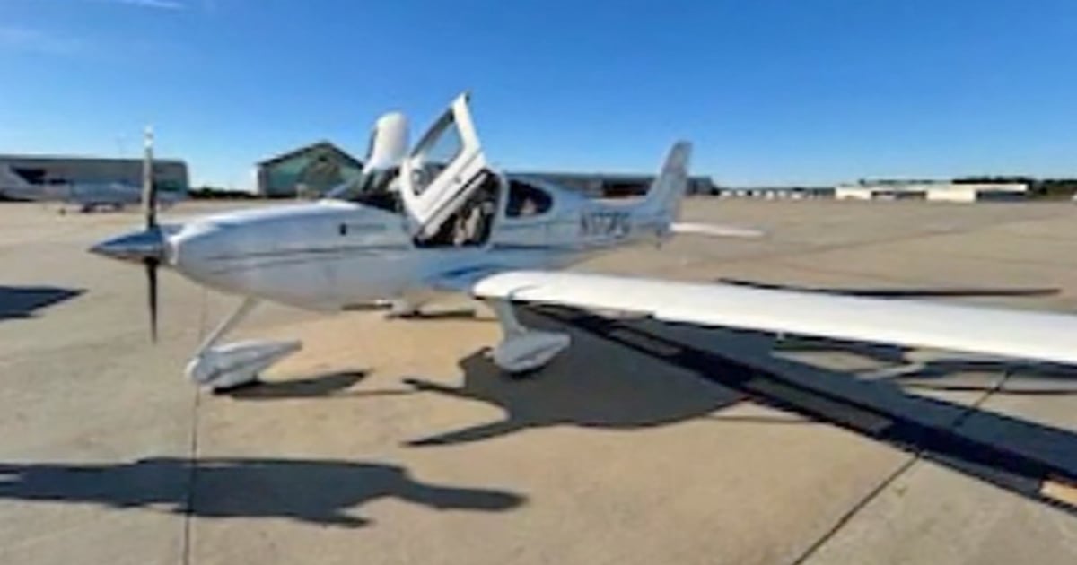 Пътник приземи едномоторен самолет, след като професор Дюк, пилотиращ самолет, получи фатална спешна медицинска помощ във въздуха