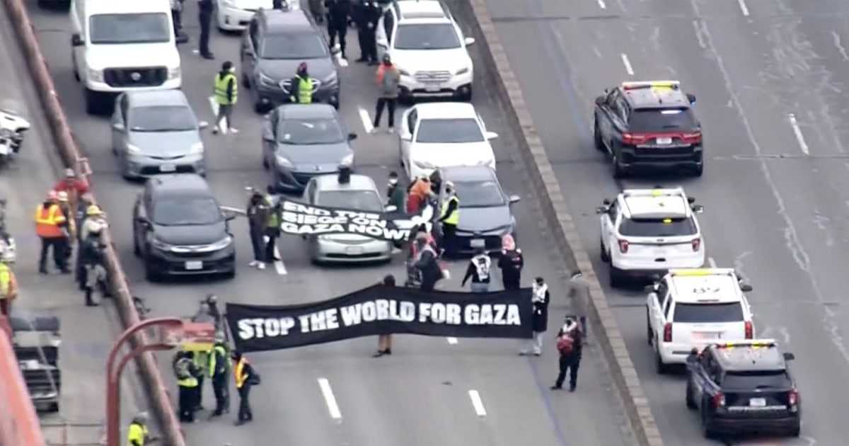Демонстранти, протестиращи срещу войната в Газа, затвориха моста Голдън Гейт