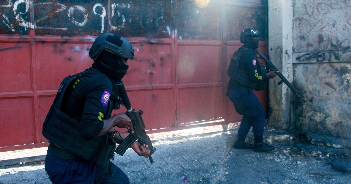 Les États-Unis recommencent à expulser des Haïtiens alors que le pays est confronté à de vastes violences de gangs