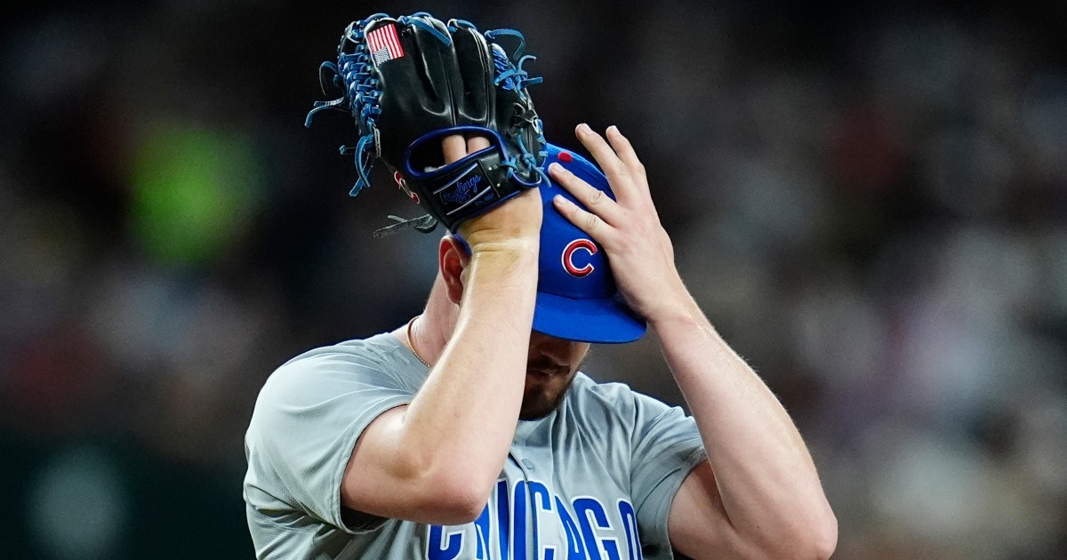 Chicago Cubs pitcher forced to change glove because American flag patch was considered a distraction