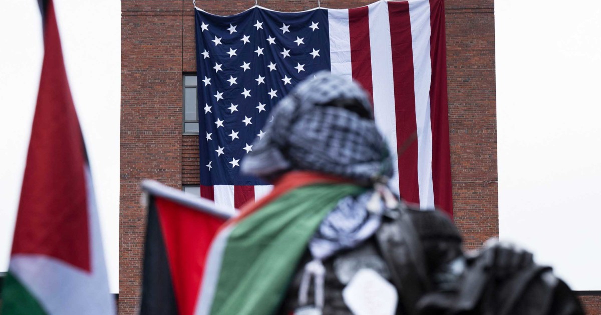 La police nettoie un campement de tentes pro-palestiniennes à l’université George Washington et des dizaines de personnes sont arrêtées