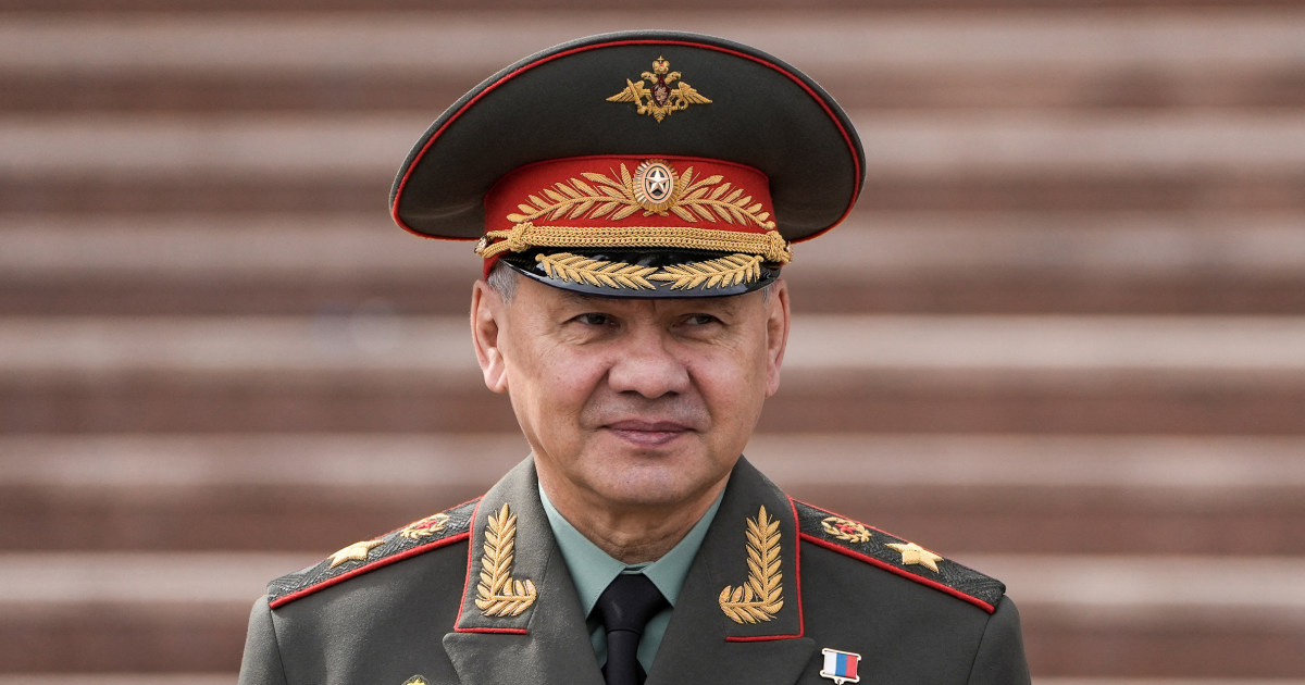 Poutine limoge Sergueï Choïgou de son poste de ministre de la Défense et le nomme chef du Conseil de sécurité