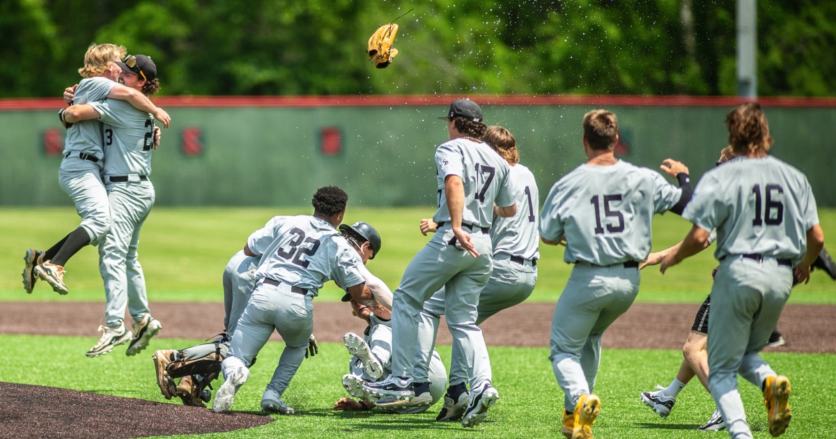 BirminghamSouthern College folds, but baseball team very much alive