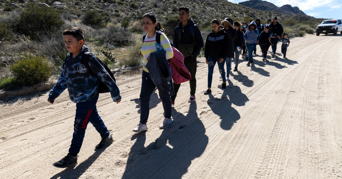 After a week, has Biden's border order had an effect? Migrant numbers are down, but there are glitches - Vimarsana News