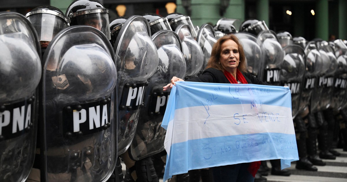 Protesters clash with police as Milei’s radical overhaul advances in Argentina’s Senate