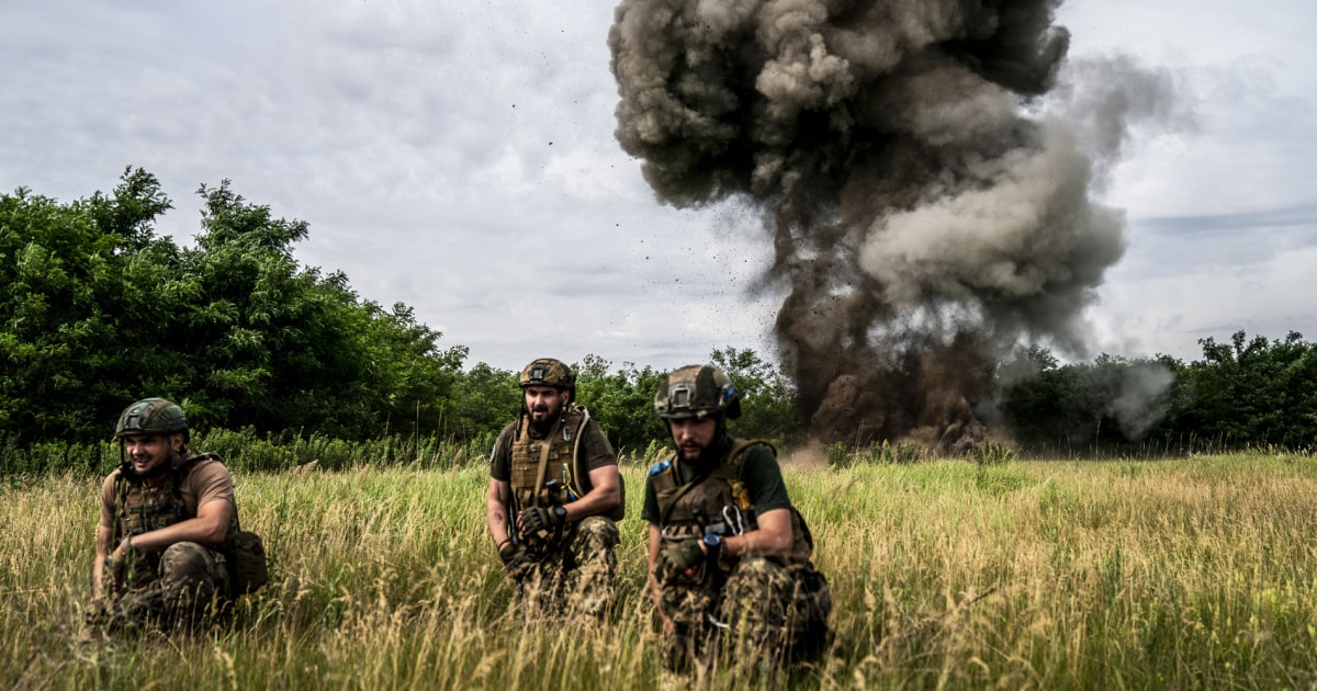 Ukraine’s struggling frontline soldiers emboldened by renewed U.S. support