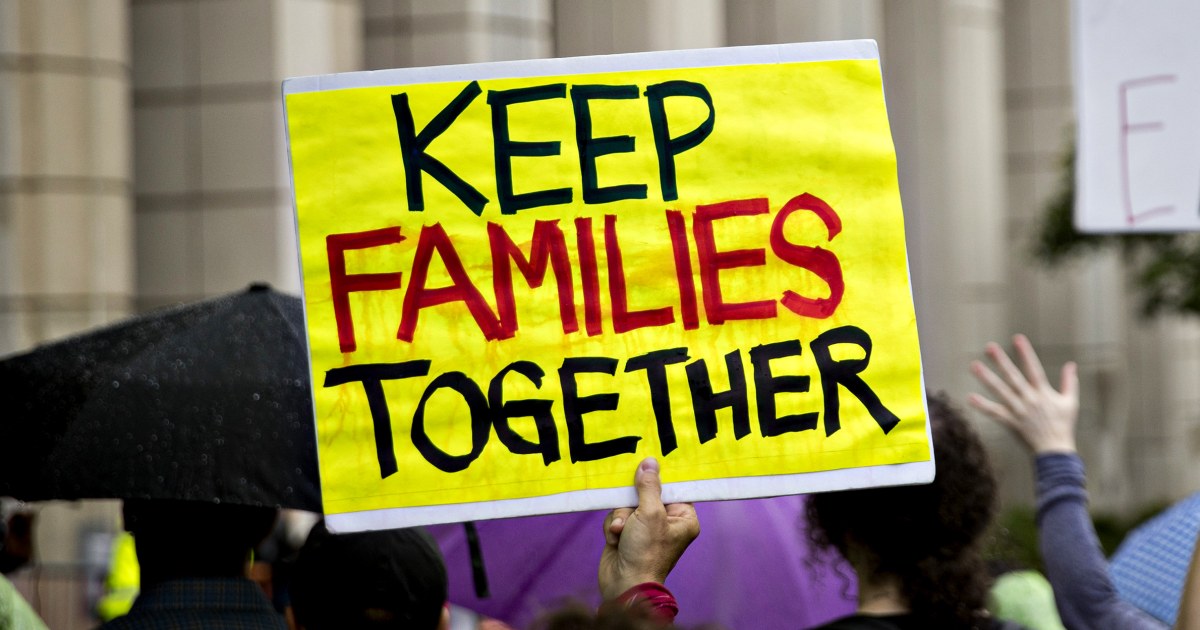 La politique d’immigration de Biden facilite les familles à statut mixte, une décision politique clé