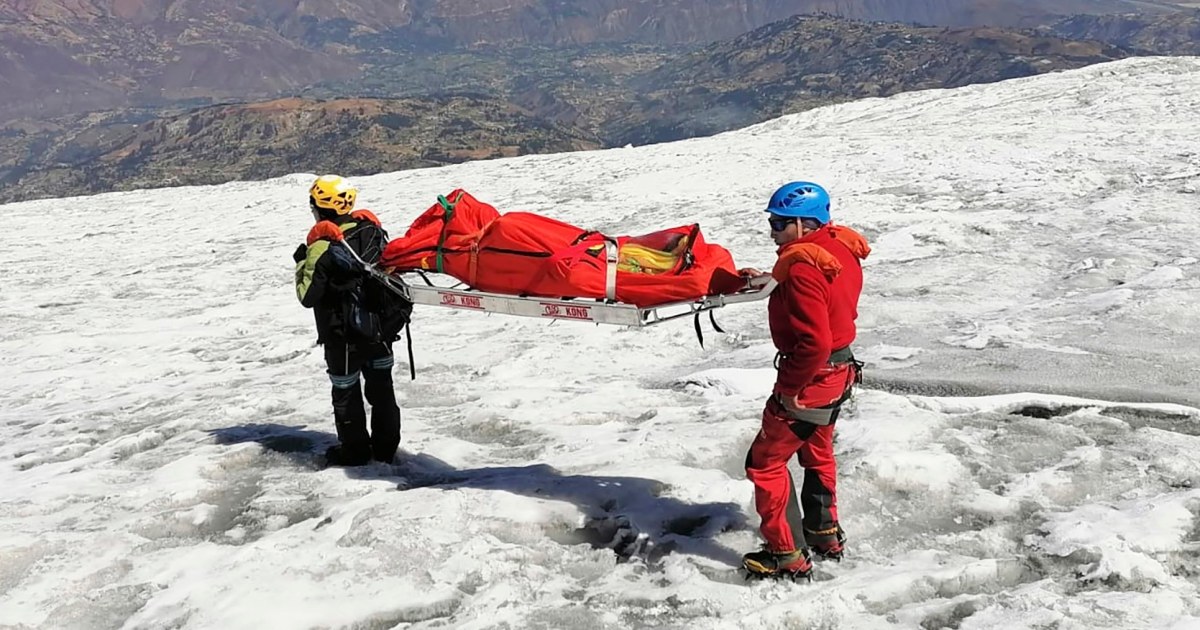 The body of an American climber buried 22 years ago in Peru is found in the ice