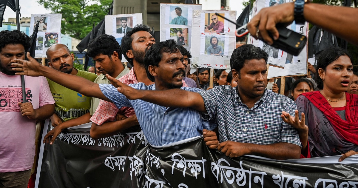 Bangladesh restores internet as students call off job-quota protests