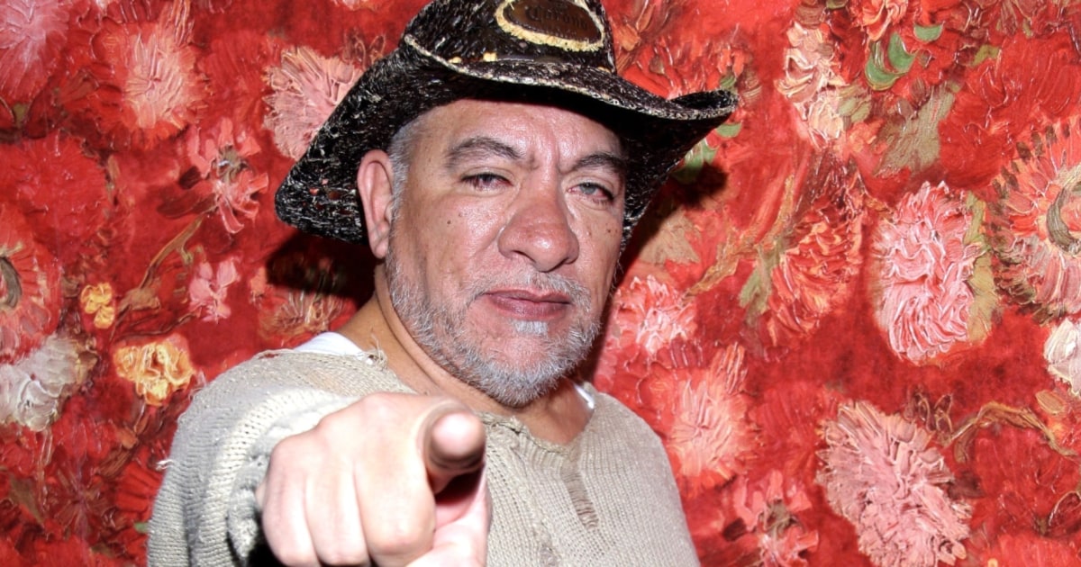 Carlos Trejo, 'El Cazafantasmas', se hace un arreglito