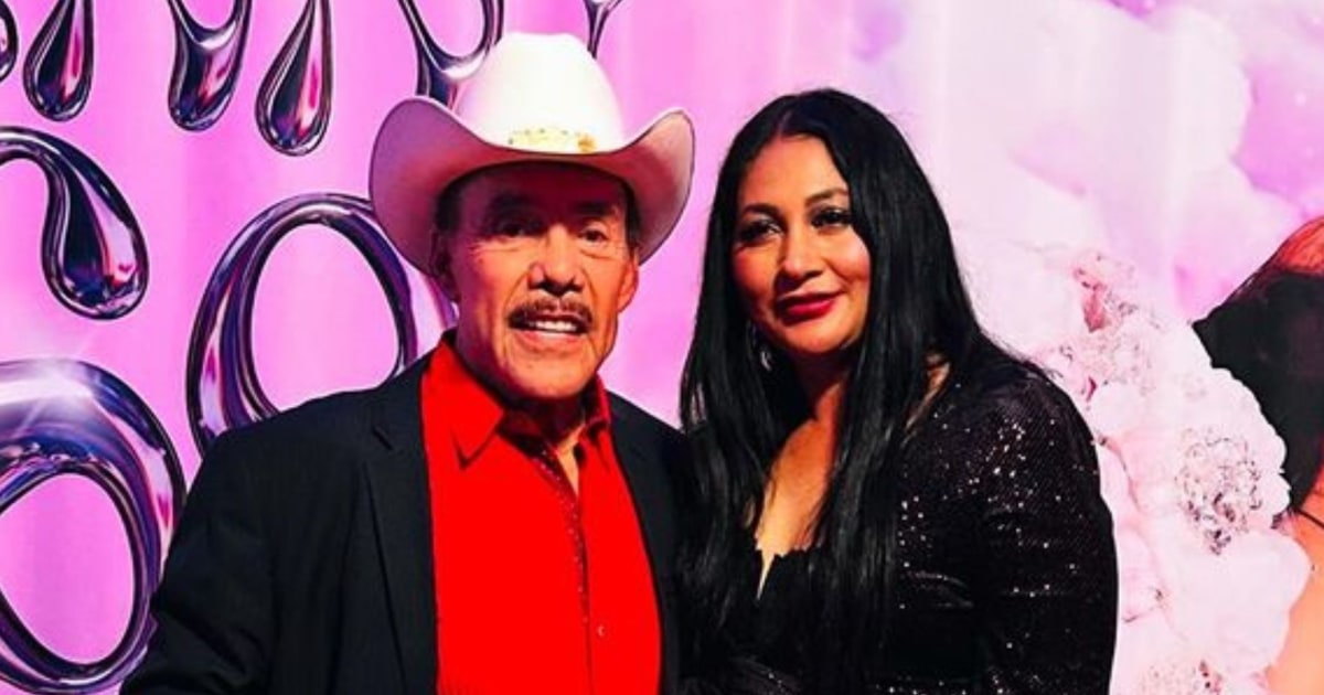 Don Pedro Rivera va rumbo al altar y recibe una gran sorpresa