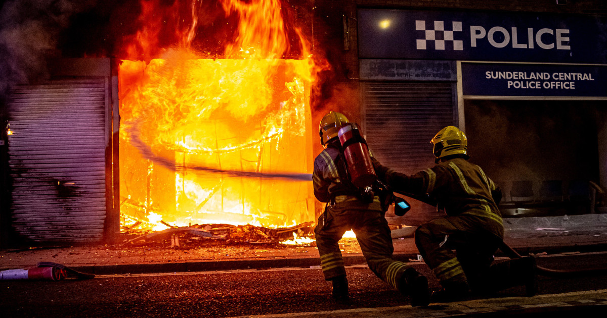 Protests turn violent in Sunderland as U.K. unrest spreads after Southport killings