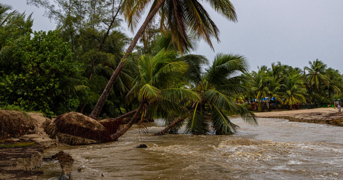 Zware regenval van orkaan Ernesto trof Puerto Rico