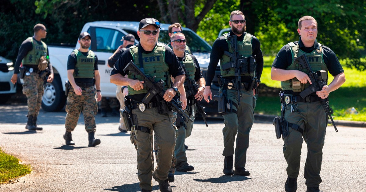 Escaped murderer in North Carolina caught after manhunt involving hundreds of police officers