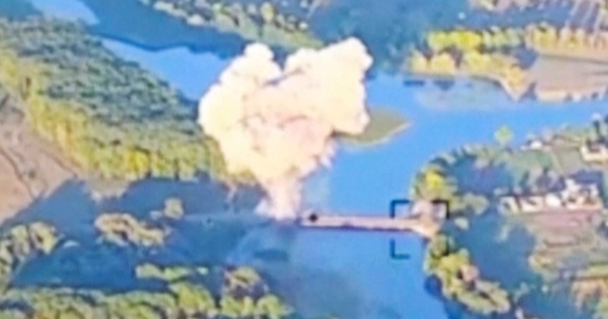 Ukraine blows up key bridges and says aim is to carve out a buffer zone inside Russia