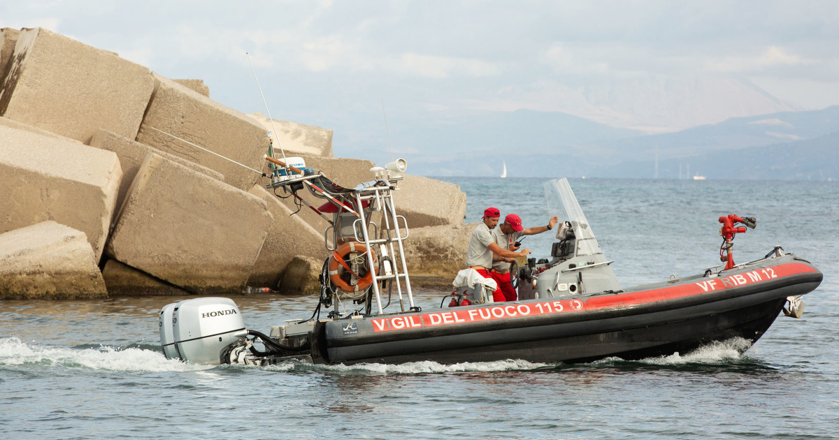 Crew members on Mike Lynch yacht tell of moments it sank off Sicily