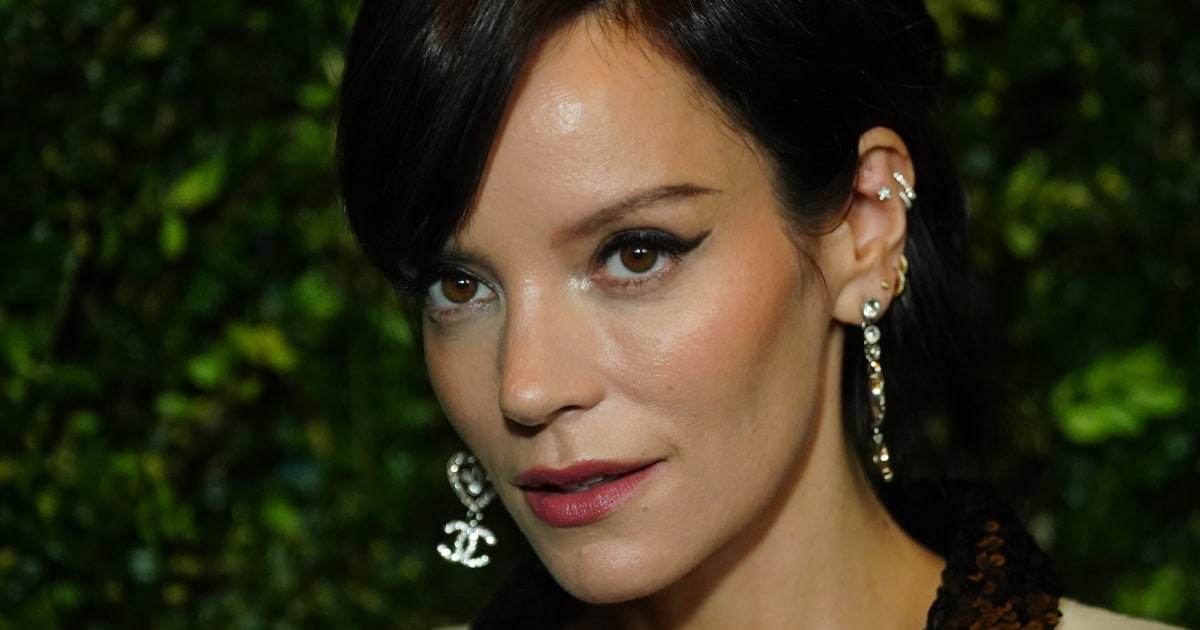 Lily Allen says she received death threats after announcing she gave up her pandemic puppy