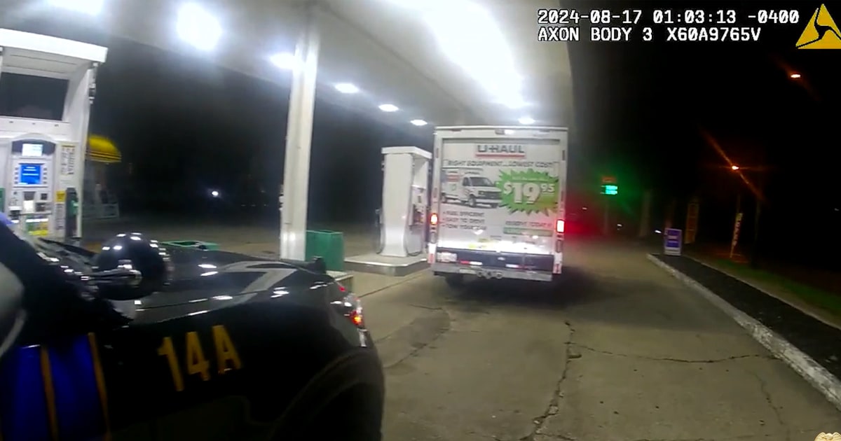 Body camera video shows encounter before Akron police officer shoots man in suspected stolen vehicle