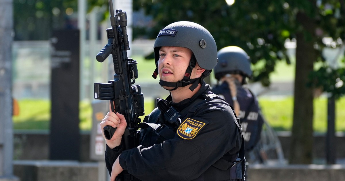 Police shoot and kill armed man near Israeli Consulate and museum in Munich