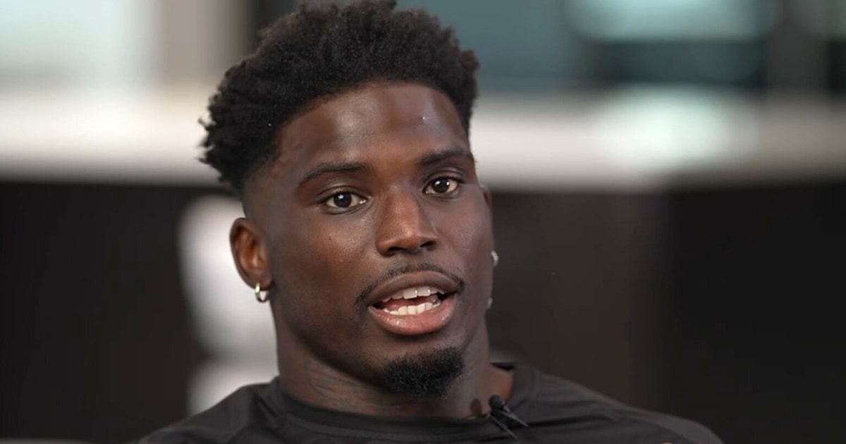 Tyreek Hill describes the police stop in front of the stadium before the Miami Dolphins game