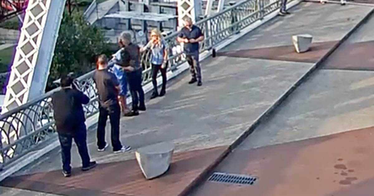 Jon Bon Jovi is praised for talking a woman down from the edge of a bridge in Nashville