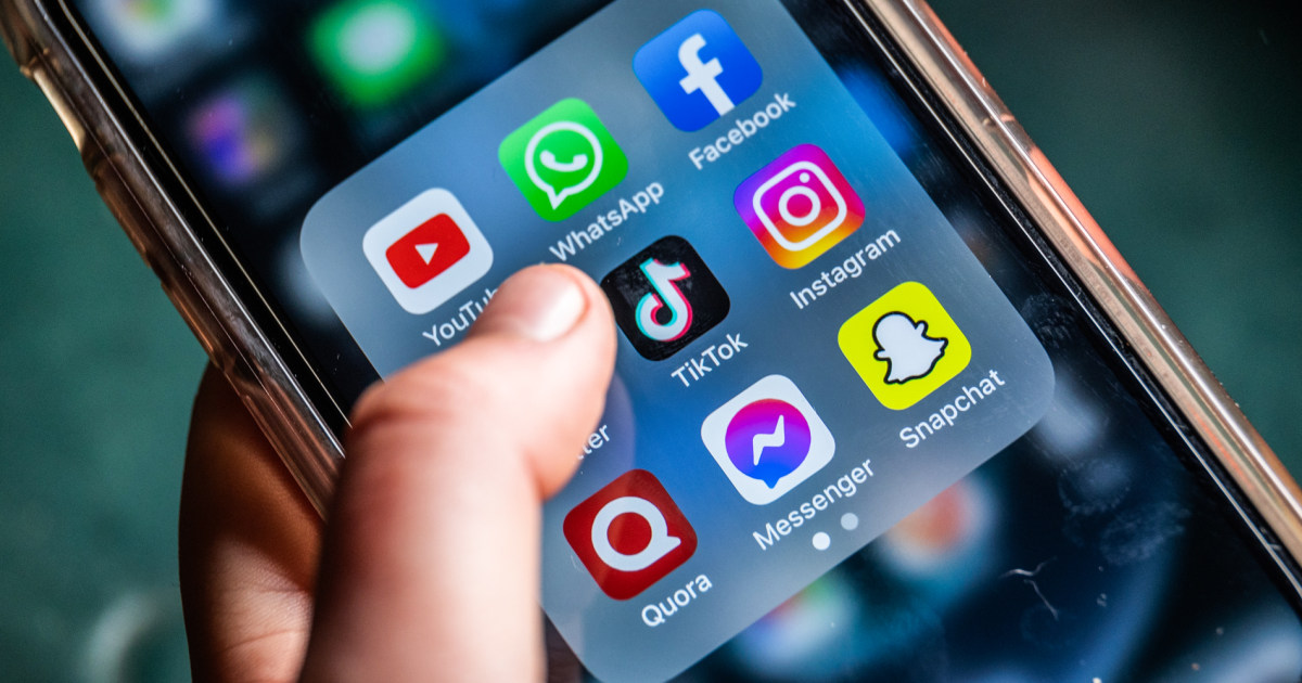 Meta is finally bringing ads to WhatsApp
