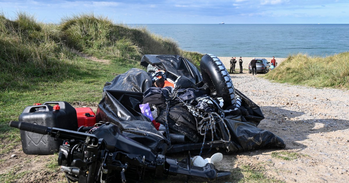 A least 8 people have died trying to cross the English Channel, French authorities say