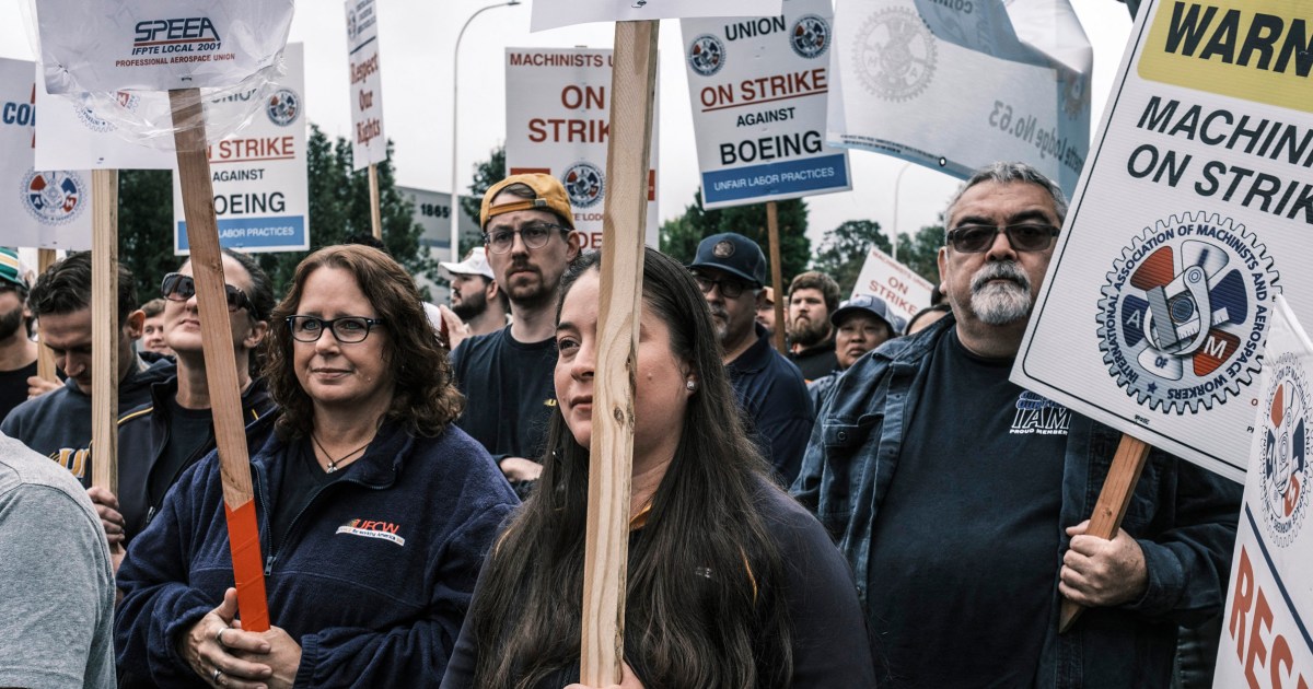 Boeing machinists on picket lines prepare for lengthy strike: ‘I can last as long as it takes’