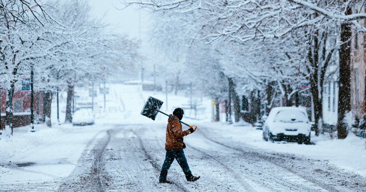 Winter weather forecast Wet for Northwest and Great Lakes, NOAA says