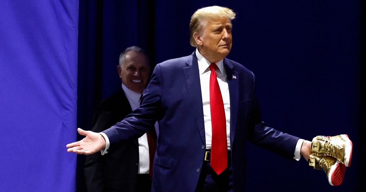 Trump shows off watches, cryptocurrencies and his wife's book in final weeks of campaign Trump shows off watches, cryptocurrencies and his wife's book in final weeks of campaign