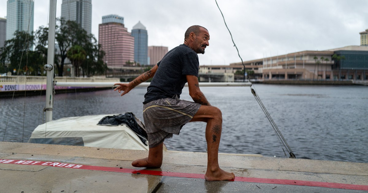 “Lieutenant Dan” survives Hurricane Milton in a sailboat in Tampa