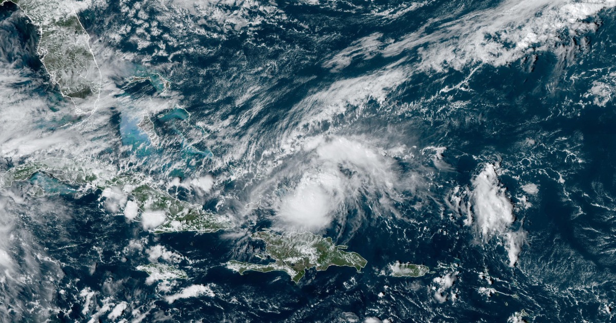 Typhoon Oscar makes landfall in Cuba as a Class 1 hurricane