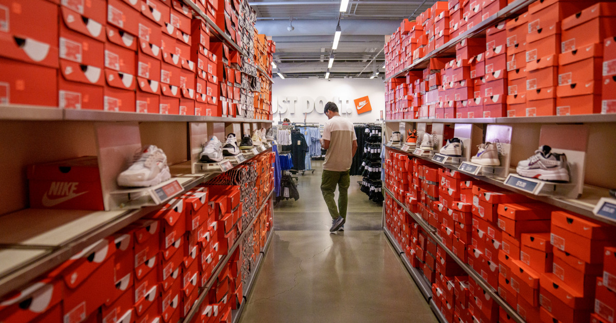 Consumers choose their favorite retailers ahead of the holidays Nike Kohl s top the list