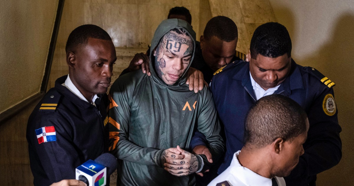 Rapper Tekashi 6ix9ine strikes deal to end jail stint